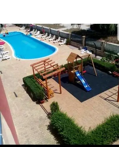 глобал вил Apartment Slantschew brjag