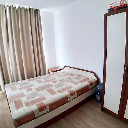 глобал вил סאני ביץ'